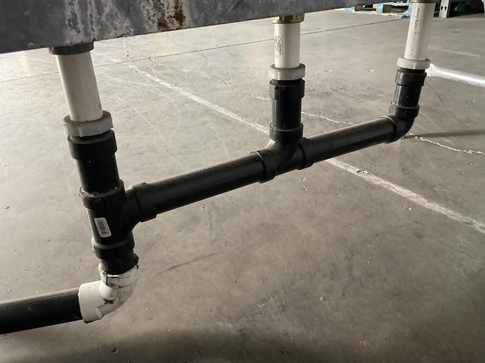 Used 5FT 3 COMPARMENT COMMERCIAL STAINLESS STEEL SINK WITH DRYBOARD