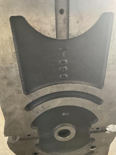 Used MILLING MACHINE VISE !