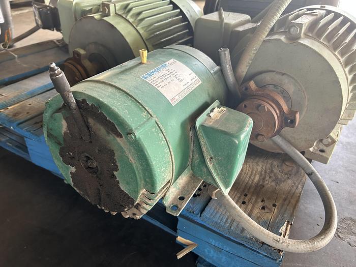 Used MARATHON ELECTRIC MOTOR; 7VJ182TTDR4083AN L;  HP 1 1/2, PH 3; RPM 115 !