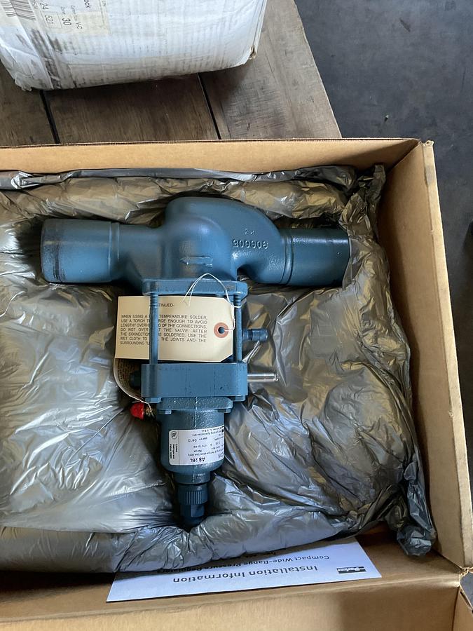 Used PARKER FLO-CON A8 2BL PRESSURE REGULATOR – 2-1/8" PORT – 0–120 PSI – 450 PSIG DESIGN