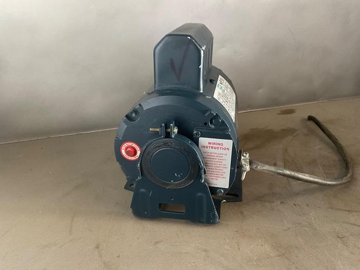 Used LEESON ELECTRIC CO. M4P17DJ22;HP1/2PH1;V115