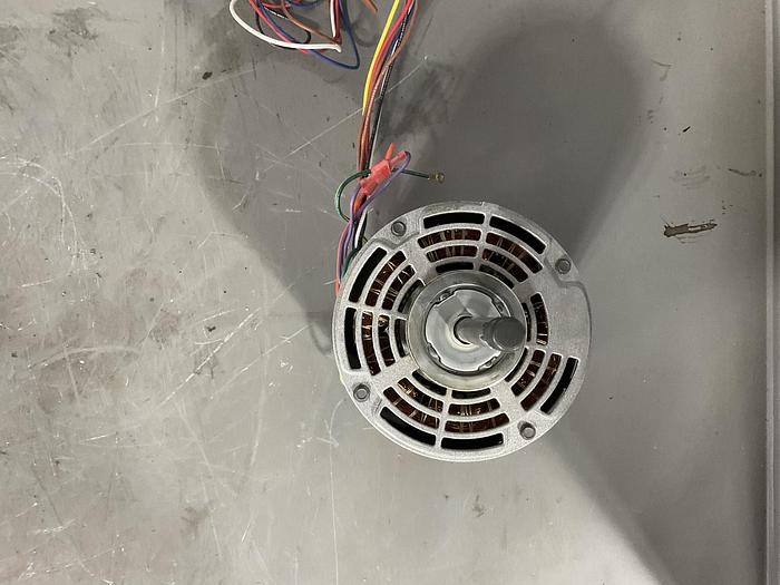 Used DIRECT DRIVE BLOWER MULTI-HORSEPOWER 1/2-1/9 HP; 1 PH; RPM: 1075/4 SPDS; K55HXEGY-1146 !