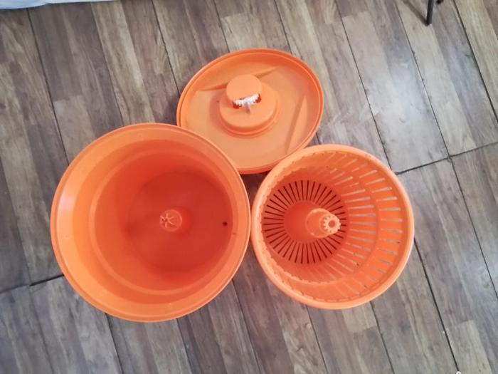 Used 5 GALLON SALAD SPINNER.