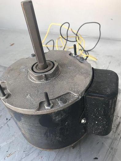 Used CENTURY ELECTRIC MOTOR 1/6 HP  F48U71A01 !