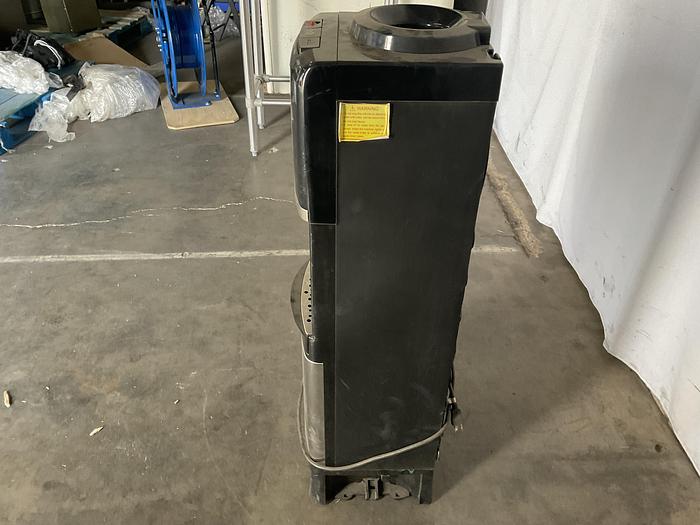 Used PRIMO HOT AND COLD WATER DISPENSER WITH A PET STATION,  601243. !
