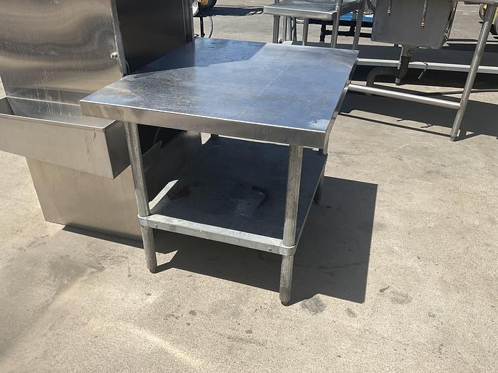 Used STAINLESS STEEL TABLE