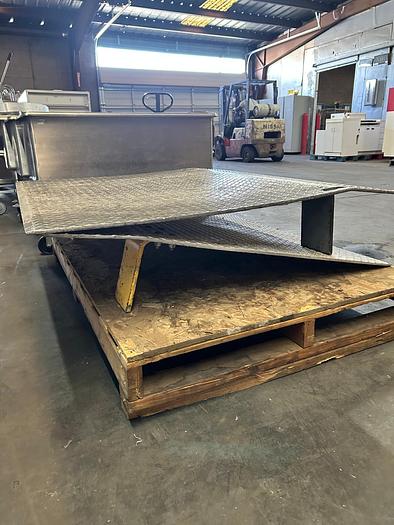 Used 4FT ALUMINIUM HEAVY DUTY FORKLIFT LOADING DECK RAMP 