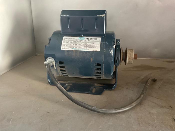 Used LEESON ELECTRIC CO. M4P17DJ22;HP1/2PH1;V115