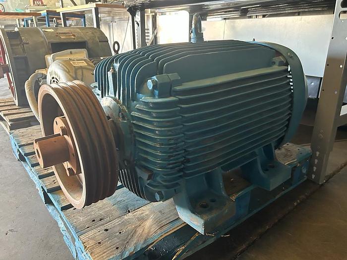Used WEG MOTOR 100 HP; 3PH; RPM 1775; 10018EP3EBB405T