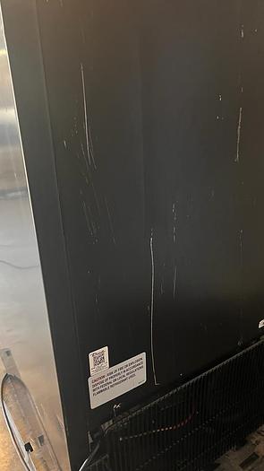 Used TWO SLIDING GLASS DOOR REACH IN TRUE; GDM-37-HC-LD./