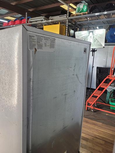 Used WHIRPOOL TOP FREEZER REFRIGERATOR; ET1MHKXMQ05 !