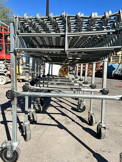 Used FMH NESTAFLEX 226 GRAVITY SKATE WHEEL CONVEYOR