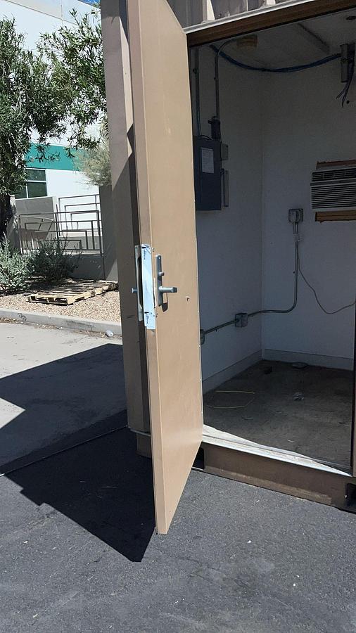 Used 6'5" BY 6'5" PORTABLE OFFICE