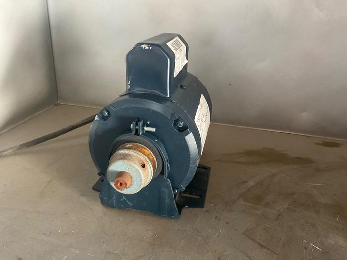 Used LEESON ELECTRIC CO. M4P17DJ22;HP1/2PH1;V115 !