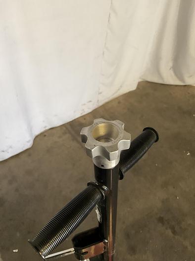 Used STEELMAN 10-TON HYDRAULIC JACK