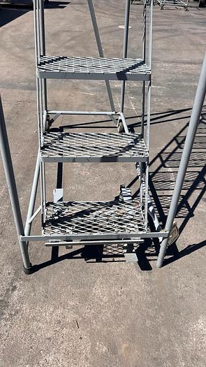 Used 7 STEP INDUSTRIAL ROLLING LADDER !
