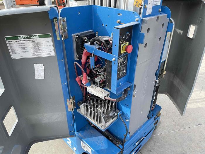 Used Manlift-20' Self Prop Electric