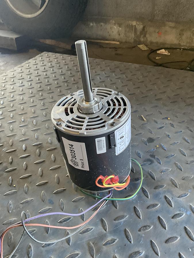 Used SERVICEFIRST OEM COMMERCIAL ELECTRIC MOTOR – 1 HP – 460/380-415 VAC – 1125 RPM – 48Y FRAME