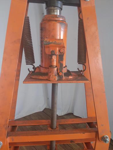 Used 20 TON SHOP PRESS ./