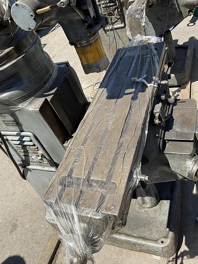 Used BRIDGEPORT VERTICAL MILL