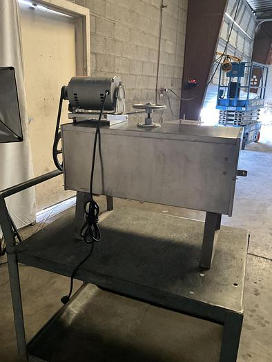 Used SNOWIZARD SNOBALL MACHINE