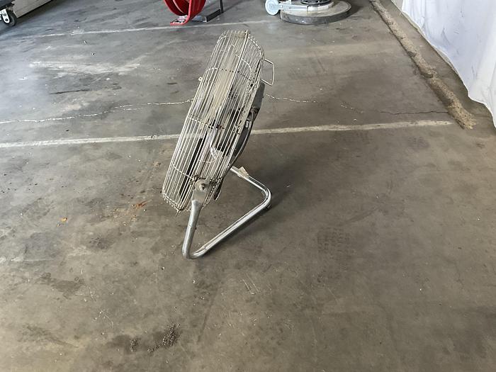 Used SMC FAN; MOTOR HVM20C