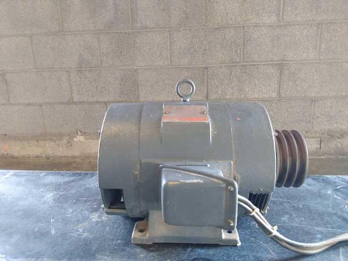 Used GE ELECTRIC MOTOR 15 HP GE 5K215AK9 !