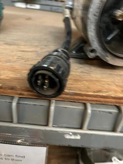 Used ADJUSTABLE SPEED DRIVE MOTOR 3/4 HP; 1725 RPMS; 46606372143-0A