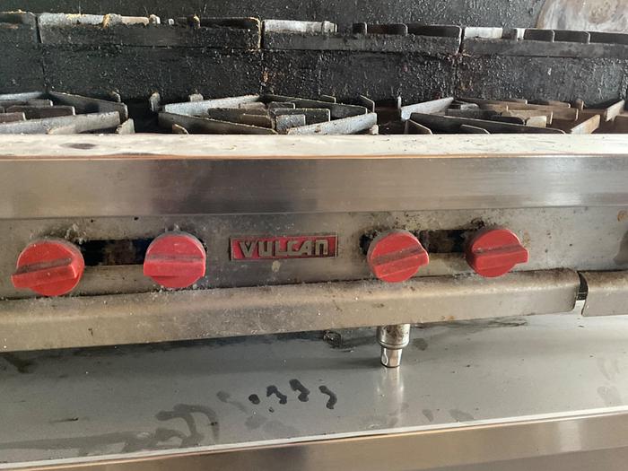 Used VULCAN STEP-UP COUNTERTOP 10 BURNER RANGE !