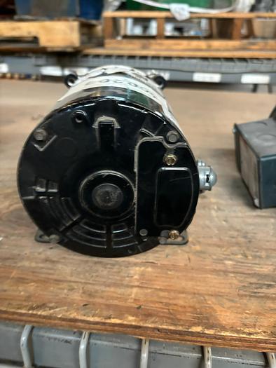 Used ADJUSTABLE SPEED DRIVE MOTOR 3/4 HP; 1725 RPMS; 46606372143-0A