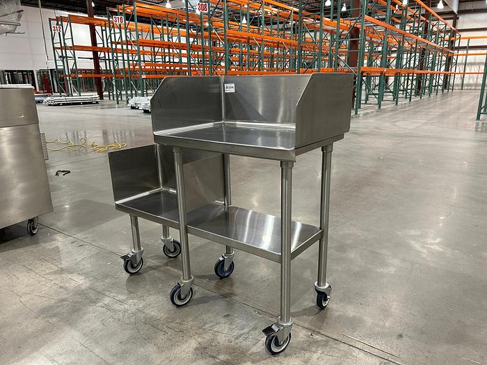 Used STANLESS STEEL EQUIPMENT STAND !