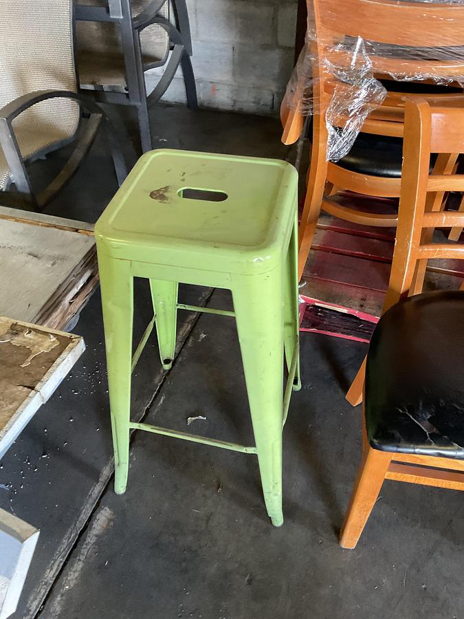 Used METAL BAR STOOLS – HEAVY-DUTY STEEL