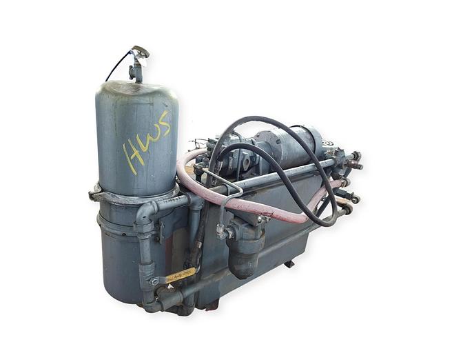 Used OIL PUMP; 1.5 hp; XM9688