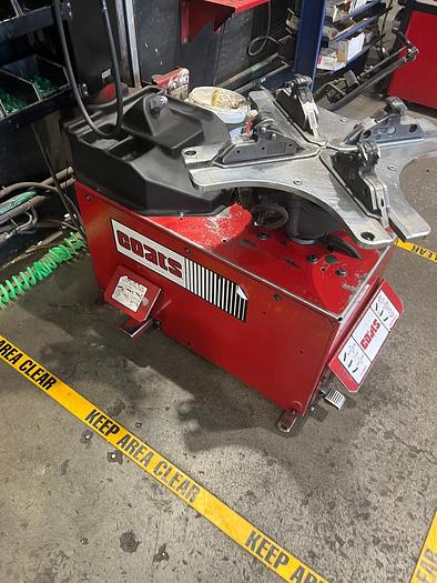 Used COATS MAXX SERIES RIM CLAMP ELECTRIC TIRE CHANGER