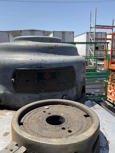 Used BRIDGEPORT VERTICAL MILL