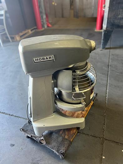 Used HOBART MIXER 20 QT