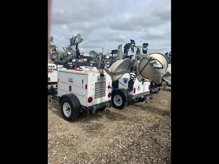 Used Light-4000 Watt Diesel Tower Towable