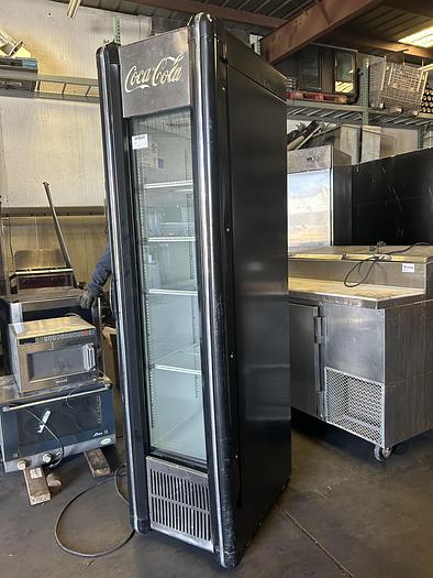 Used IMBERA 20" ONE SECTION GLASS DOOR MERCHANDISER; VR8SCC-C02 , COCA-COLA
