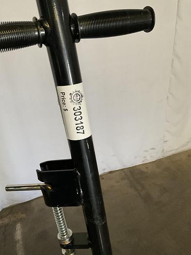 Used STEELMAN 10-TON HYDRAULIC JACK