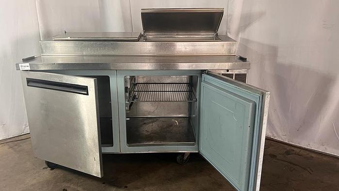 Used REFRIGERATED SANDWICH PREP TABLE (NEEDS SPECS FRO THE TAG)./
