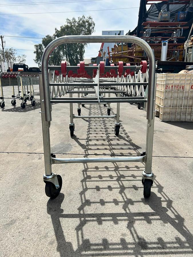 Used FMH NESTAFLEX 226 SKATE CONVEYOR