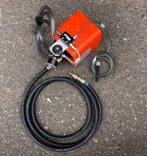 Used FOOT PEDAL CLIPPER SWITCH, W / LINEMASTER GUARD 522-B14 !