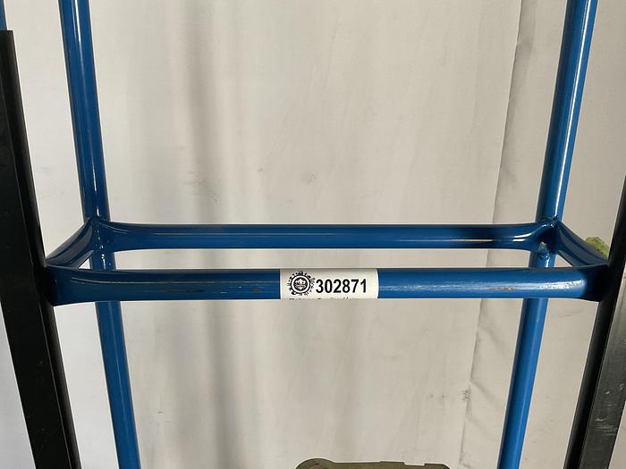 Used APPLIANCE HAND TRUCK WITH STAPS !