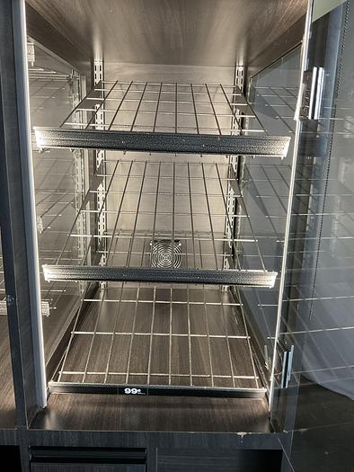 Used DRY BAKERY DONUT BAGEL DISPLAY MERCHANDISER LED LIGHTING