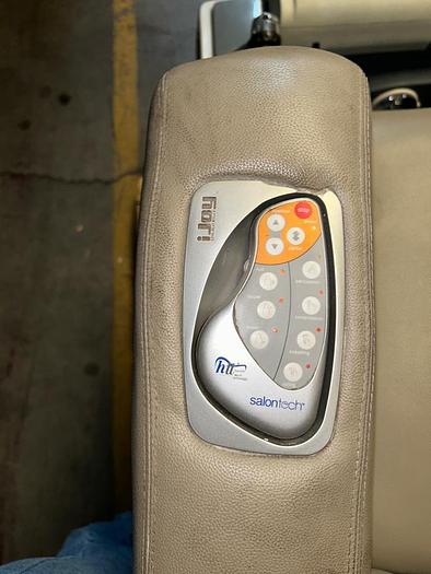 Used SPA JOY PEDICURE CHAIR ./