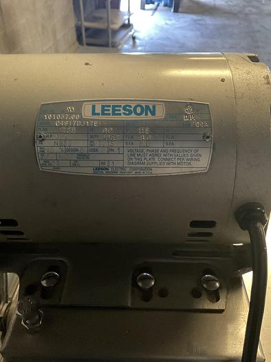 Used SNOWIZARD SNOBALL MACHINE