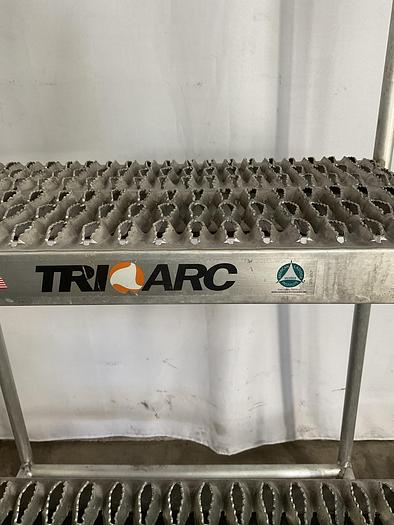 Used 3 STEPS TRI-ARC LADDER
