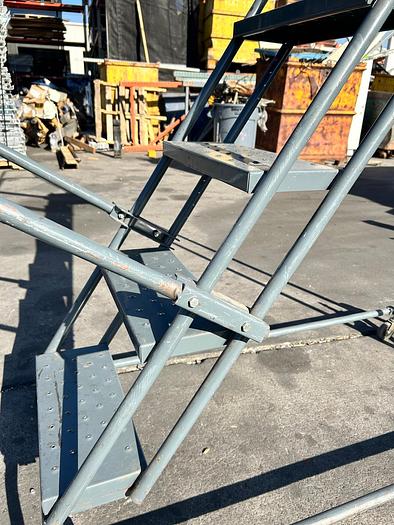 Used 7 STEP INDUSTRIAL ROLLING LADDER