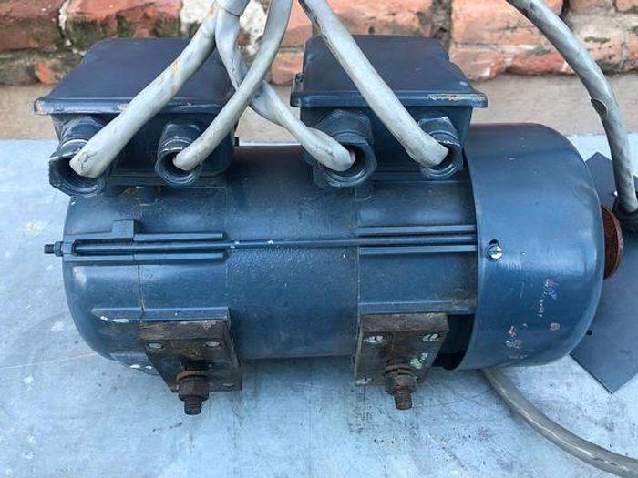 Used ELECTRIC MOTOR ADW VEB ELEKTROMOTORENWERK 938-E27/200 !