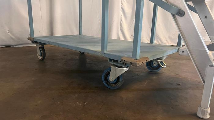 Used CANNON EASY STOCK, STOCKING CART LADDER STEP !